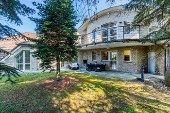 Prodej domu 433 m², Praha 10 - Benice