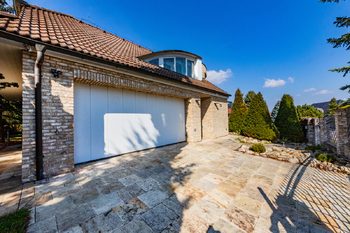 Prodej domu 433 m², Praha 10 - Benice