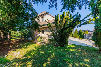 Prodej domu 433 m², Praha 10 - Benice