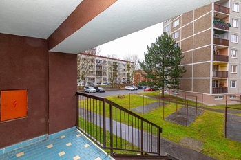 Zadní vchod domu - Pronájem bytu 3+1 v osobním vlastnictví 86 m², Ústí nad Labem