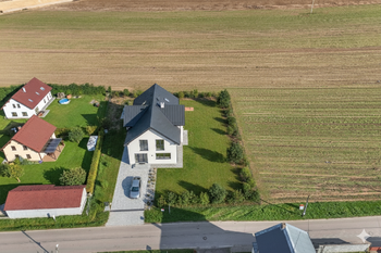 Prodej pozemku 1671 m², Všestary