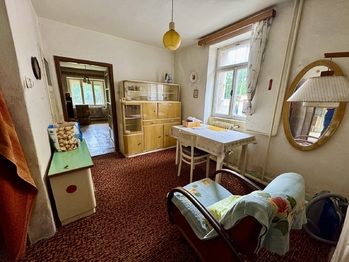 Pokoj/Pracovna - Prodej domu 201 m², Číčovice