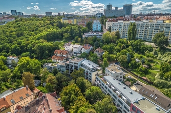 Dron 3 - Prodej bytu 2+kk v osobním vlastnictví 70 m², Praha 4 - Michle