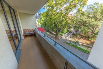 Lodžie - Prodej bytu 2+kk v osobním vlastnictví 70 m², Praha 4 - Michle