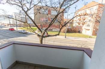 Pronájem bytu 1+kk v osobním vlastnictví 33 m², Praha 4 - Nusle