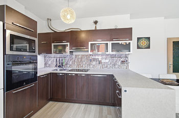 Kuchyňský kout - Prodej bytu 2+kk v osobním vlastnictví 59 m², Plzeň