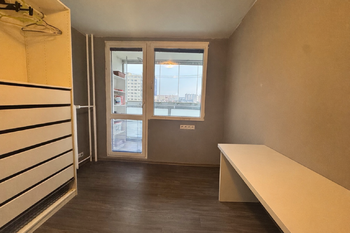 Ložnice1 - Pronájem bytu 3+kk v osobním vlastnictví 60 m², Praha 8 - Bohnice