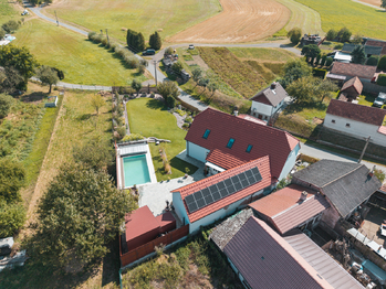 Prodej domu 310 m², Bobrůvka