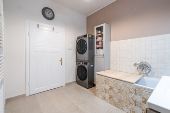 Prodej domu 310 m², Bobrůvka