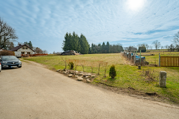 Prodej pozemku 2476 m², Úsobí