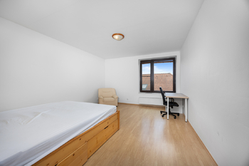 Prodej domu 240 m², Nučice