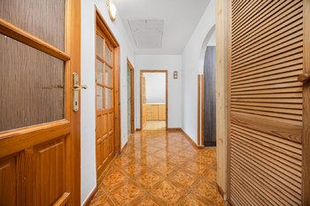 Prodej domu 240 m², Nučice