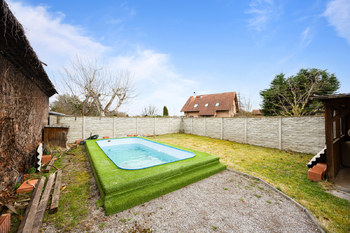 Prodej domu 240 m², Nučice