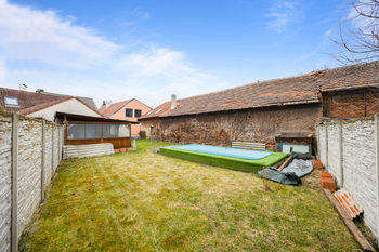 Prodej domu 240 m², Nučice