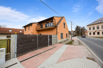 Prodej domu 240 m², Nučice
