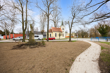 Prodej domu 240 m², Nučice