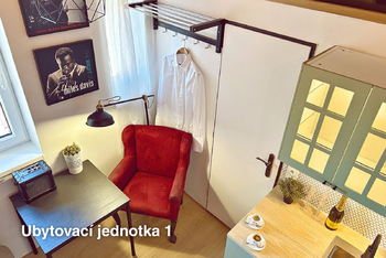 Prodej bytu 1+kk v osobním vlastnictví 25 m², Praha 5 - Smíchov