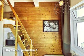 Prodej bytu 1+kk v osobním vlastnictví 25 m², Praha 5 - Smíchov