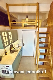 Prodej bytu 1+kk v osobním vlastnictví 25 m², Praha 5 - Smíchov