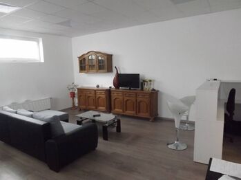 Pronájem bytu 1+kk v osobním vlastnictví 60 m², Uherský Brod