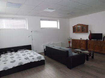 Pronájem bytu 1+kk v osobním vlastnictví 60 m², Uherský Brod