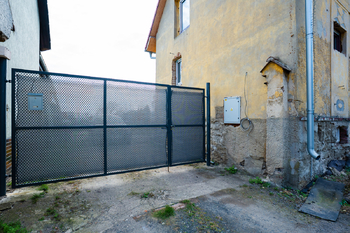 Prodej domu 245 m², Bělušice