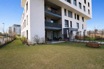 Zahrada - Pronájem bytu 3+kk v osobním vlastnictví 72 m², Praha 9 - Vysočany