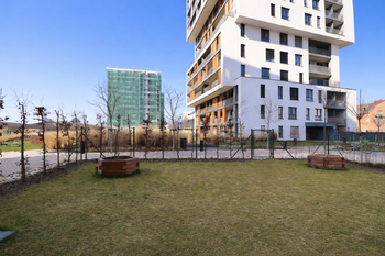 Zahrada - Pronájem bytu 3+kk v osobním vlastnictví 72 m², Praha 9 - Vysočany