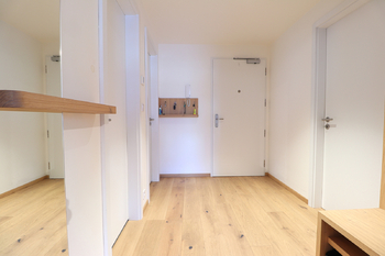 Předsíň - Pronájem bytu 3+kk v osobním vlastnictví 72 m², Praha 9 - Vysočany