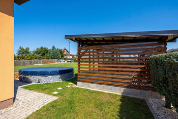 Prodej domu 204 m², Dlouhá Lhota