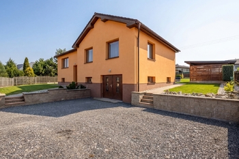 Prodej domu 204 m², Dlouhá Lhota