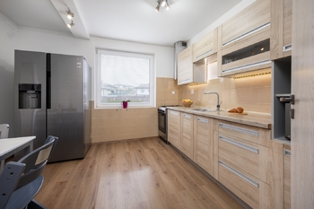 Prodej domu 204 m², Dlouhá Lhota