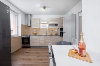 Prodej domu 204 m², Dlouhá Lhota