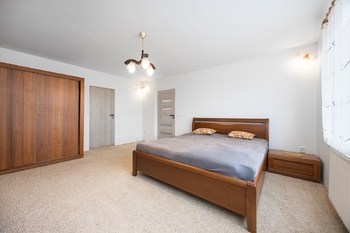 Prodej domu 204 m², Dlouhá Lhota