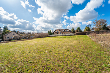 Prodej pozemku 1296 m², Horoměřice