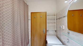 Prodej bytu 1+kk v osobním vlastnictví 32 m², Praha 10 - Strašnice