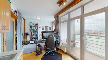 Prodej bytu 1+kk v osobním vlastnictví 32 m², Praha 10 - Strašnice