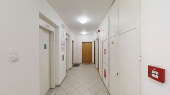 Prodej bytu 1+kk v osobním vlastnictví 32 m², Praha 10 - Strašnice