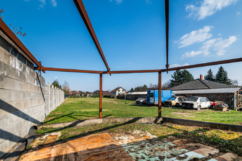 Prodej pozemku 1285 m², Veltruby