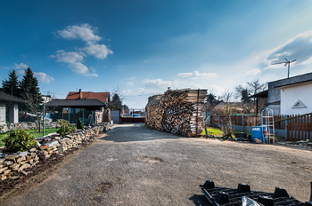 Prodej pozemku 1285 m², Veltruby