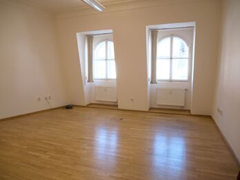 Pronájem kancelářských prostor 28 m², Praha 1 - Malá Strana