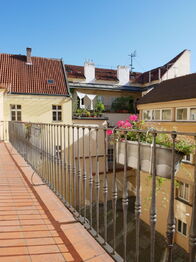 Pronájem kancelářských prostor 28 m², Praha 1 - Malá Strana