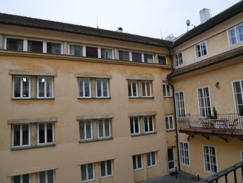 Pronájem kancelářských prostor 28 m², Praha 1 - Malá Strana