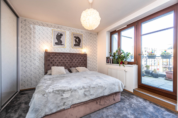 Prodej bytu 3+kk v osobním vlastnictví 97 m², Praha 10 - Hostivař