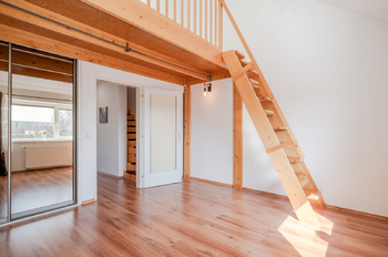 Pronájem domu 115 m², Nupaky