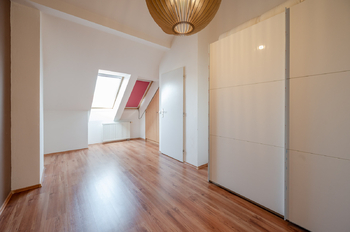 Pronájem domu 115 m², Nupaky