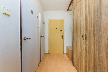 Prodej bytu 1+kk v osobním vlastnictví 37 m², Praha 9 - Prosek