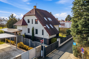 Prodej domu 285 m², Čestlice