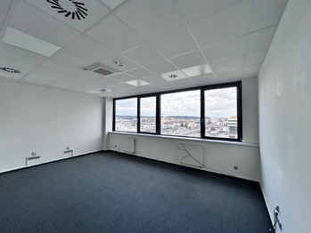Pronájem kancelářských prostor 200 m², Praha 9 - Vysočany