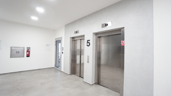 Pronájem kancelářských prostor 200 m², Praha 9 - Vysočany